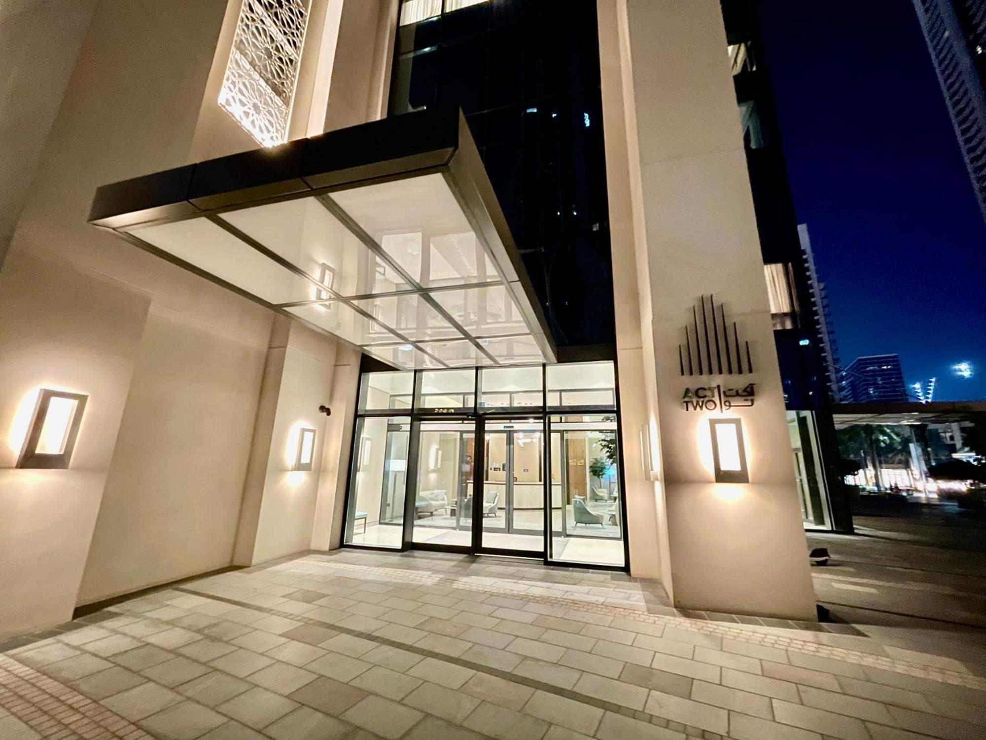 We Special - Half Off I High Floor L By Burj Khalifa & Dubai Mall I Pool L Gym *