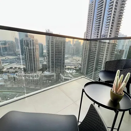 Chic Luxe 2Br I High Floor L By Burj Khalifa & Dubai Mall I Pool L Gym Esterno foto